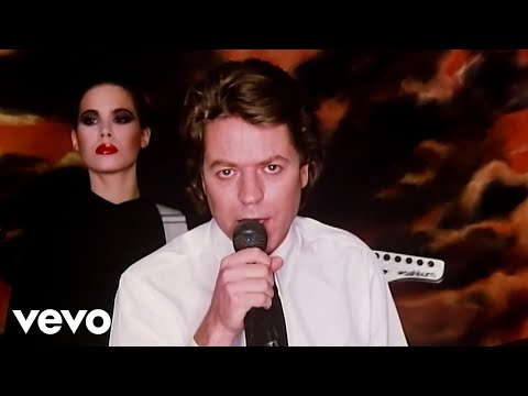Youtube: Robert Palmer - Addicted To Love (Official Music Video)