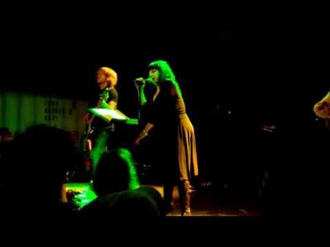 Youtube: Lydia Lunch / Retrovirus - Frankie Teardrop Live at Rough Trade Records 1/10/2015