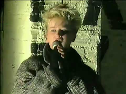 Youtube: Anne Clark - Our Darkness (Remastered)