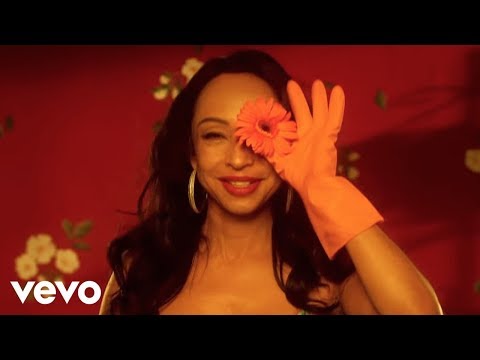 Youtube: Sade - Babyfather - Official - 2010