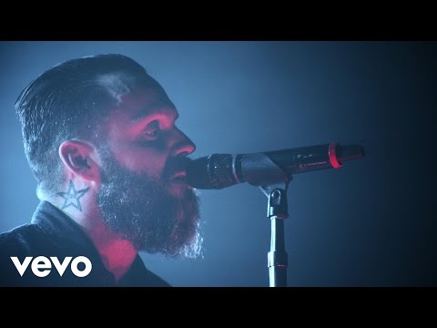 Youtube: Blue October - Hate Me (10th Anniversary) [Live]