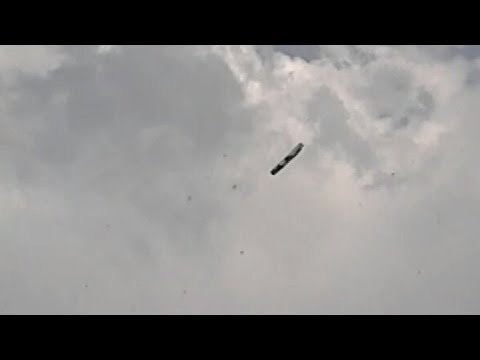 Youtube: Cigar UF0 Photographed near MacDill Air Force Base