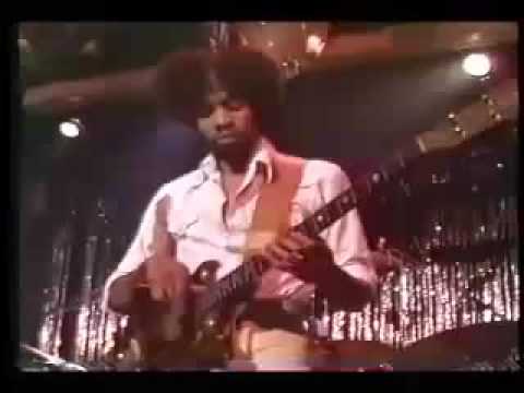 Youtube: Stanley Clarke @ Montreux '77 Pt. 3 - Schooldays