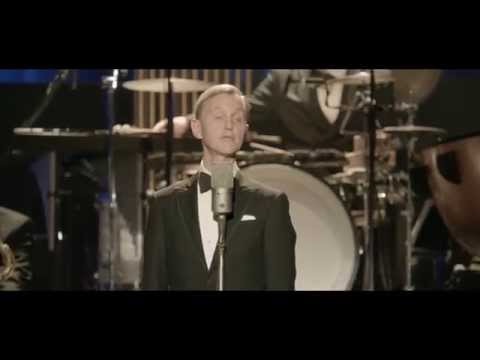 Youtube: Max Raabe - Ouvertüre - Ich bin nur gut, wenn keiner guckt