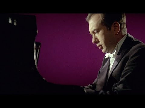 Youtube: Tchaikovsky: Piano Concerto No. 1 / Weissenberg · Karajan · Berliner Philharmoniker