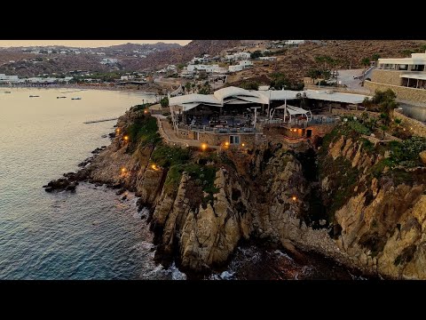 Youtube: Vintage Culture live at Cavo Paradiso Mykonos - Greece (Sunset Mix)