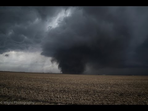 Youtube: Full Video of EF-3 Tornado Near Washburn, IL - February 28, 2017 #limitlessproduction #tornado
