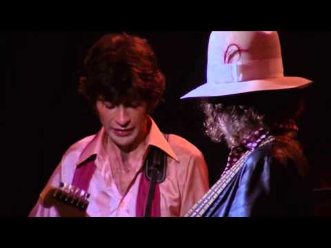 Youtube: Bob Dylan and The Band - Forever Young & Baby, Let Me Follow You Down