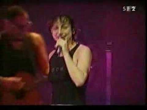 Youtube: Gianna Nannini, Basel 2002 10 - I maschi