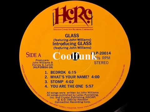 Youtube: Glass feat John Williams - Stomp (Electro-Funk 1983)
