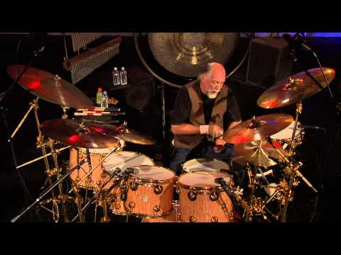 Youtube: Mick Fleetwood Band - Don't Stop (Live)