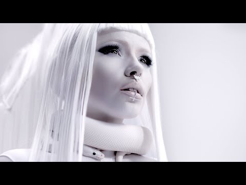 Youtube: KERLI - SAVAGES (official music video)