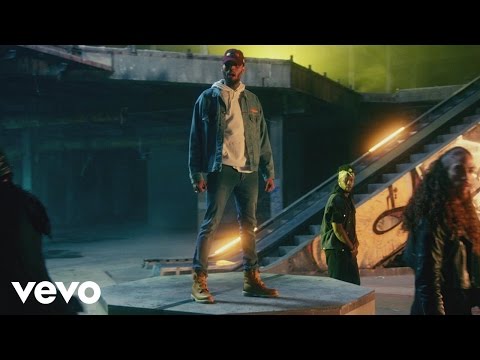 Youtube: Chris Brown - Party (Official Video) ft. Usher, Gucci Mane