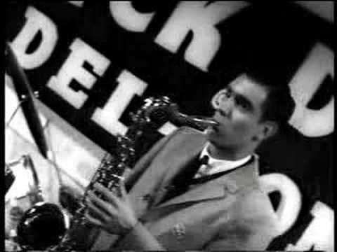 Youtube: Dick Dale & The Del Tones "Misirlou" 1963