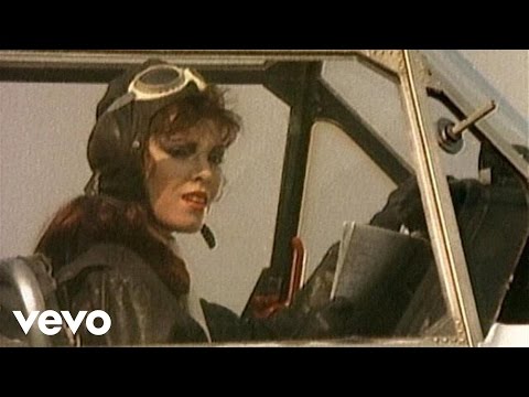 Youtube: Pat Benatar - Shadows Of The Night (Official Music Video)
