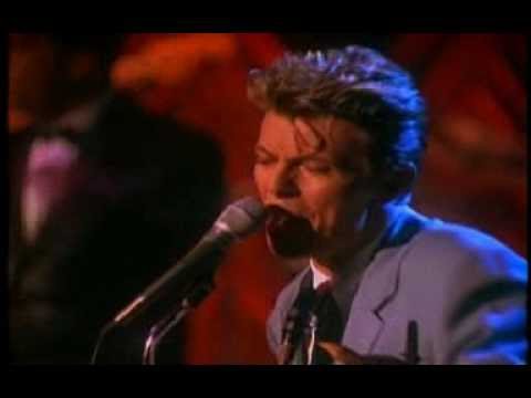 Youtube: David Bowie - I Feel Free