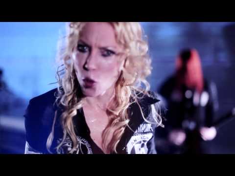 Youtube: ARCH ENEMY - Under Black Flags We March (OFFICIAL VIDEO)