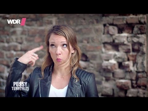 Youtube: Wie blöd du bist - Carolin Kebekus | Musikparodie (Pussyterror TV)