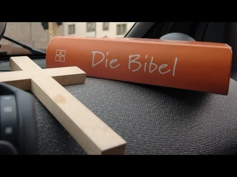 Youtube: Jobs nur für Christen: Arbeitgeber Kirche - IBKA und GerDiA bei Panorama