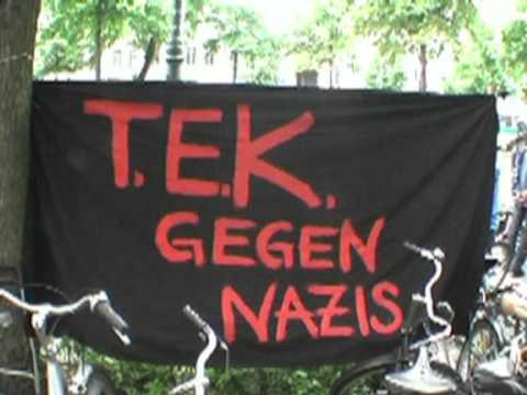 Youtube: Demo gegen den Pro-deutschlandauftritt im Rathaus Kreuzberg vom30.6.2011