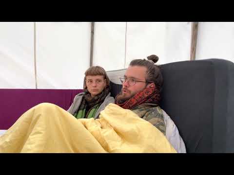 Youtube: Mark & Jacob beim Hungerstreik am Reichstag ✨
