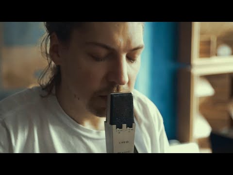 Youtube: Philipp Poisel - Alte Bilder (Live Session) - offizielles Video