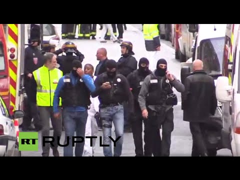 Youtube: LIVE: Police raid in Paris district of Saint-Denis