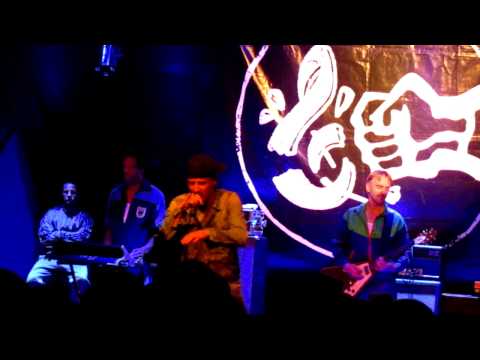 Youtube: Dendemann - Endlich Nichtschwimmer 20.10.2010 Erlangen Live HD