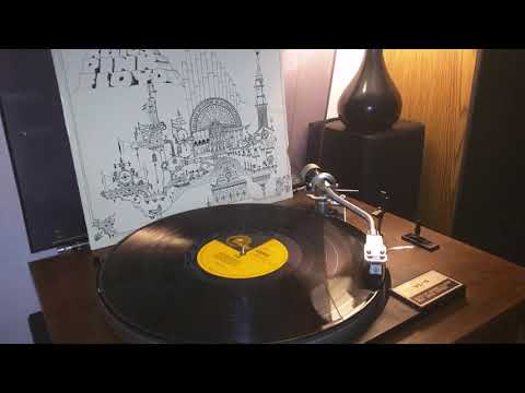 Youtube: Pink Floyd - Arnold Layne - 1967 (Relics album)