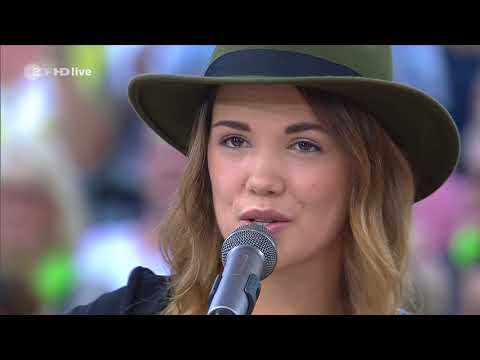 Youtube: Clara Louise - Aufstehen - ZDF Fernsehgarten 13.08.2017