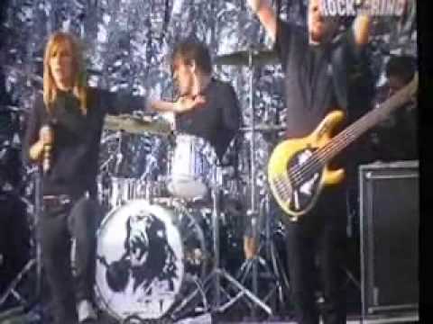 Youtube: Guano Apes Pretty in Scarlet live @ Rock am Ring