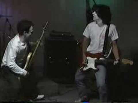 Youtube: Ween-Buckingham Green-Public Access '97