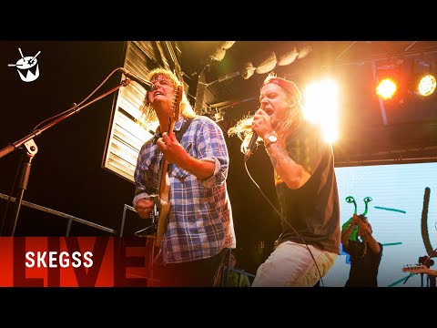 Youtube: Skegss Ft. Dune Rats - 'New York California' (triple j Unearthed Live At The Steps)