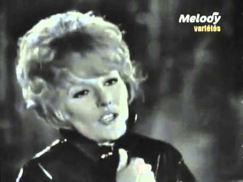 Youtube: Petula Clark   Downtown. original version