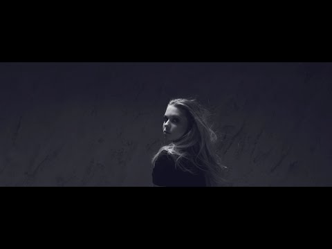 Youtube: KATI K - Wegen dir (Offizielles Video)