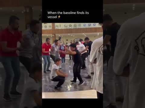 Youtube: When the basseline hits! #rave #dance #music #trending #viralshorts #memes #housemusic #techhouse