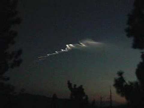 Youtube: UFO Sighting in Yosemite Park near Area 51