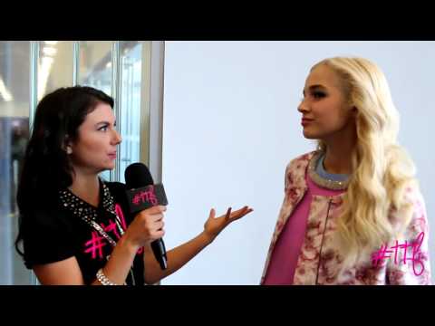 Youtube: Official interview with singer That POPPY