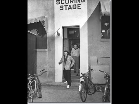 Youtube: Elvis Has Left The Building!