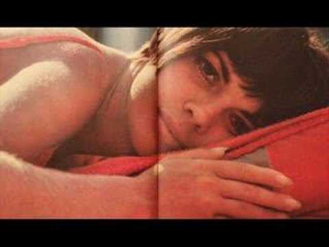 Youtube: Mireille Mathieu - Ne me quitte pas, mon amour