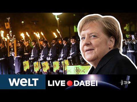 Youtube: MIT GOTT, ROTEN ROSEN UND FARBFILM:  Merkels Großer Zapfenstreich wird speziell | WELT Live dabei