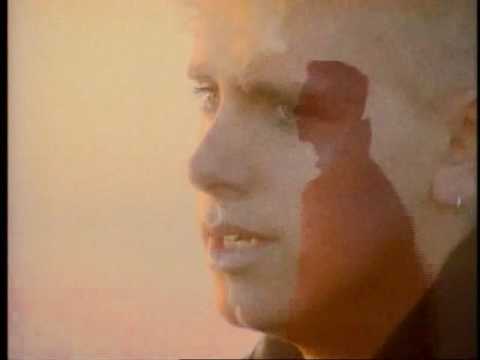 Youtube: Depeche Mode - A Question Of Lust (Minimal)