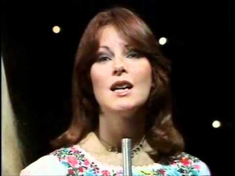 Youtube: Anni-Frid Lyngstad - Fernando (Swedish)