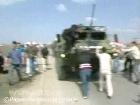 Youtube: Погром на Косову, 17 март 2004 године