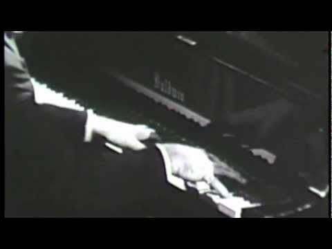 Youtube: Liberace performing Cumana