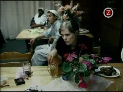 Youtube: The Knife - Pass This On