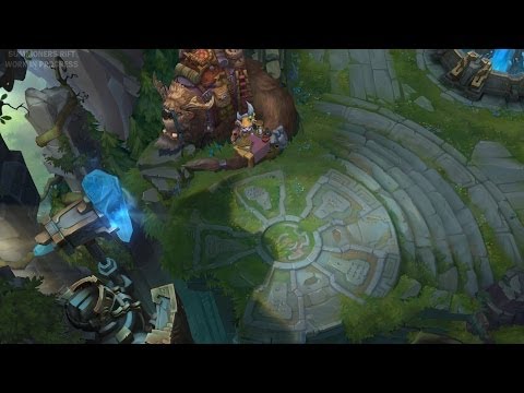 Youtube: Update to Summoner's Rift - Pre Beta Footage