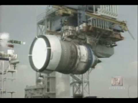 Youtube: Bird Strikes Jet Engine