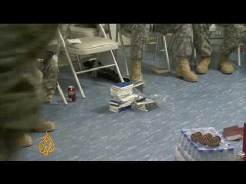 Youtube: US army burns the Bible in Afghanistan - 20 May 09