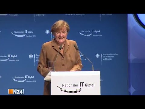 Youtube: Angela Merkel sucht das F-Wort (IT-Gipfel 2014 Hamburg)